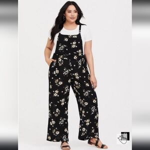 TORRID Black Floral Gauze Wide Leg Jumper size 2X